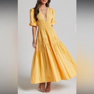New with tags showpo midi dress - yellow